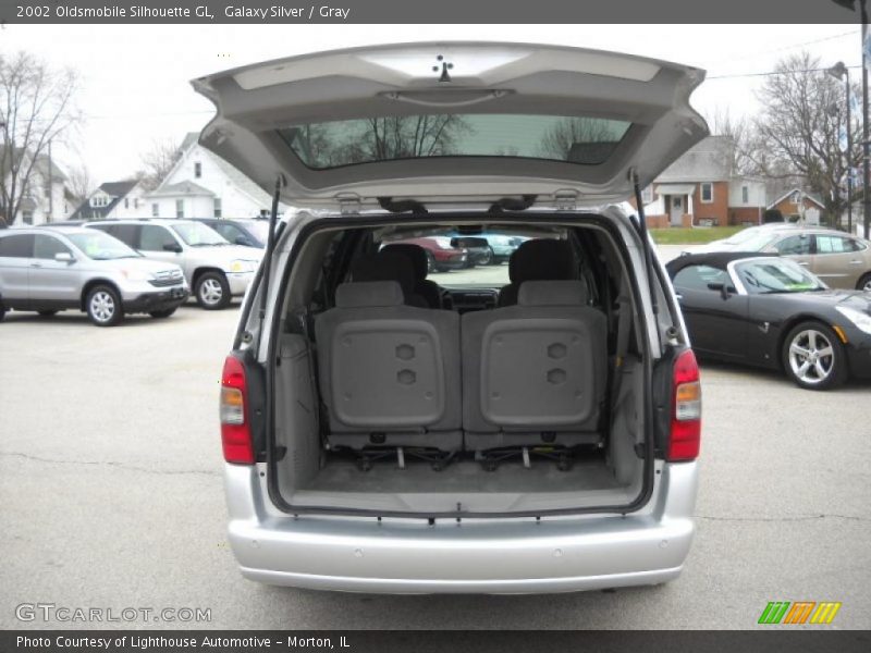 Galaxy Silver / Gray 2002 Oldsmobile Silhouette GL