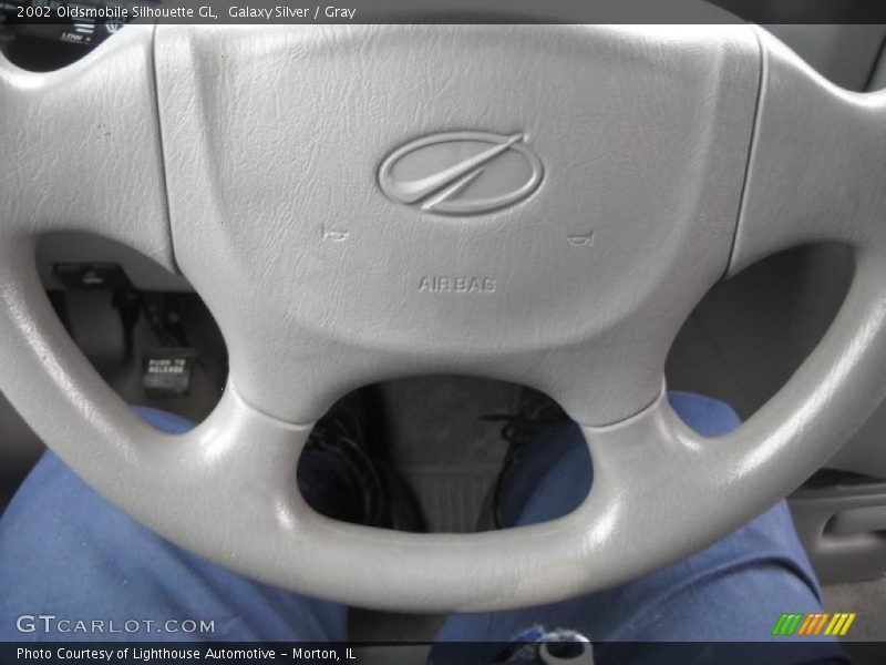 Galaxy Silver / Gray 2002 Oldsmobile Silhouette GL