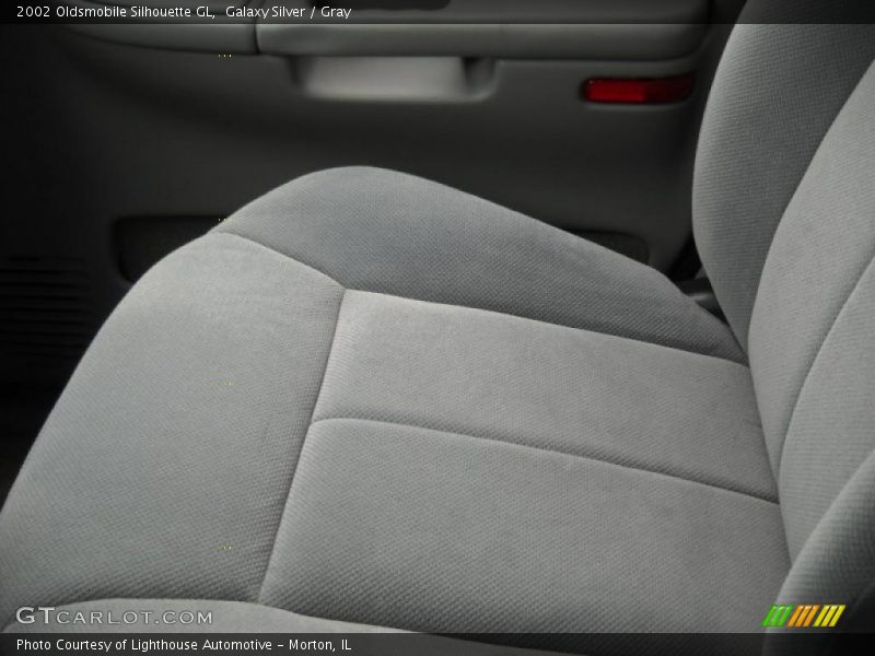 Galaxy Silver / Gray 2002 Oldsmobile Silhouette GL