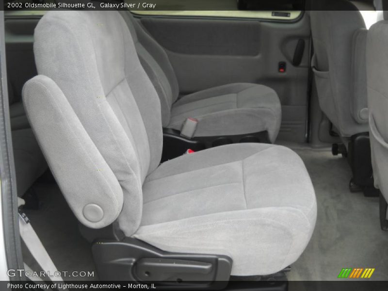 Galaxy Silver / Gray 2002 Oldsmobile Silhouette GL