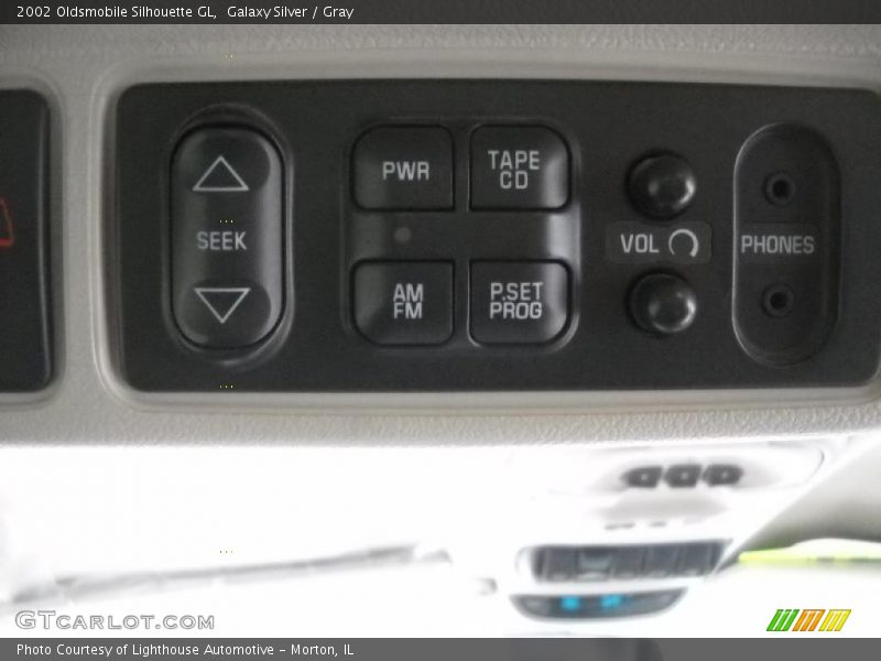 Galaxy Silver / Gray 2002 Oldsmobile Silhouette GL