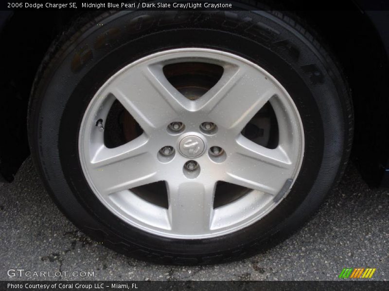 Midnight Blue Pearl / Dark Slate Gray/Light Graystone 2006 Dodge Charger SE