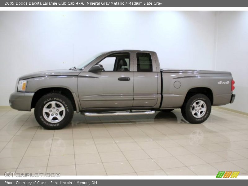Mineral Gray Metallic / Medium Slate Gray 2005 Dodge Dakota Laramie Club Cab 4x4