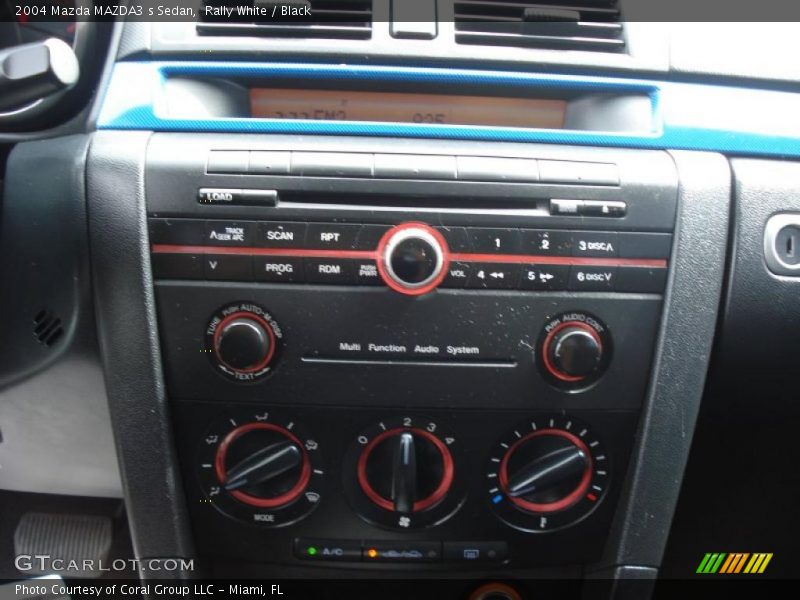 Rally White / Black 2004 Mazda MAZDA3 s Sedan