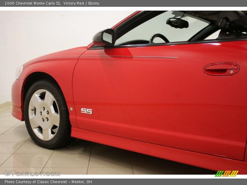 Victory Red / Ebony 2006 Chevrolet Monte Carlo SS