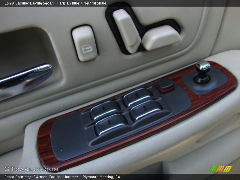 Parisian Blue / Neutral Shale 1999 Cadillac DeVille Sedan