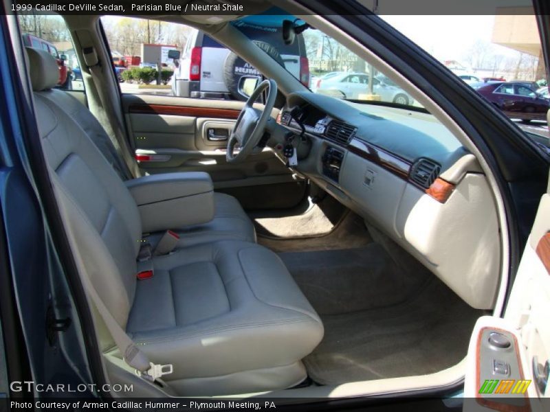 Parisian Blue / Neutral Shale 1999 Cadillac DeVille Sedan