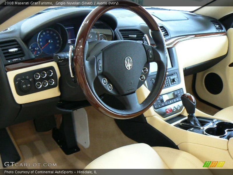 Grigio Nuvolari (Silver) / Avorio (Ivory) 2008 Maserati GranTurismo