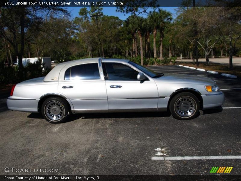 Silver Frost Metallic / Light Graphite 2001 Lincoln Town Car Cartier