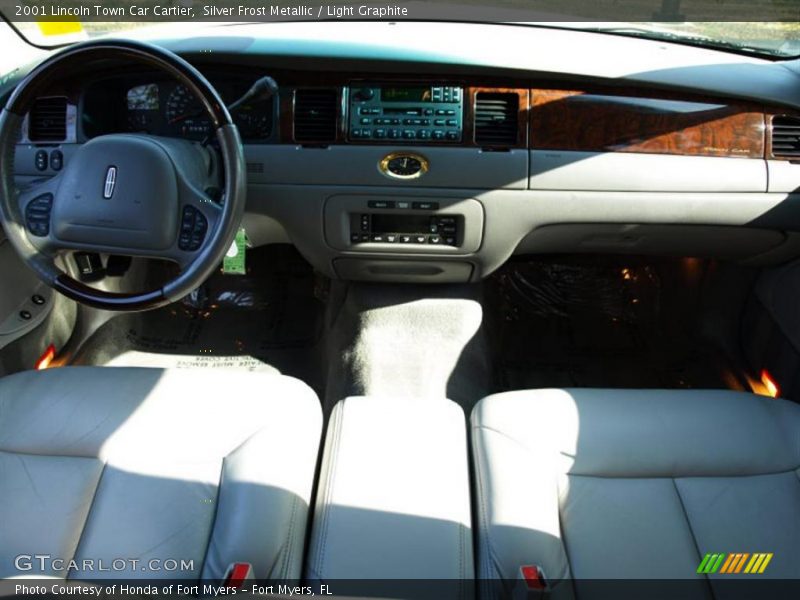 Silver Frost Metallic / Light Graphite 2001 Lincoln Town Car Cartier