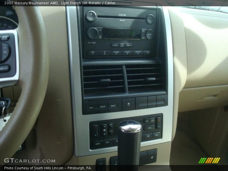 Light French Silk Metallic / Camel 2007 Mercury Mountaineer AWD