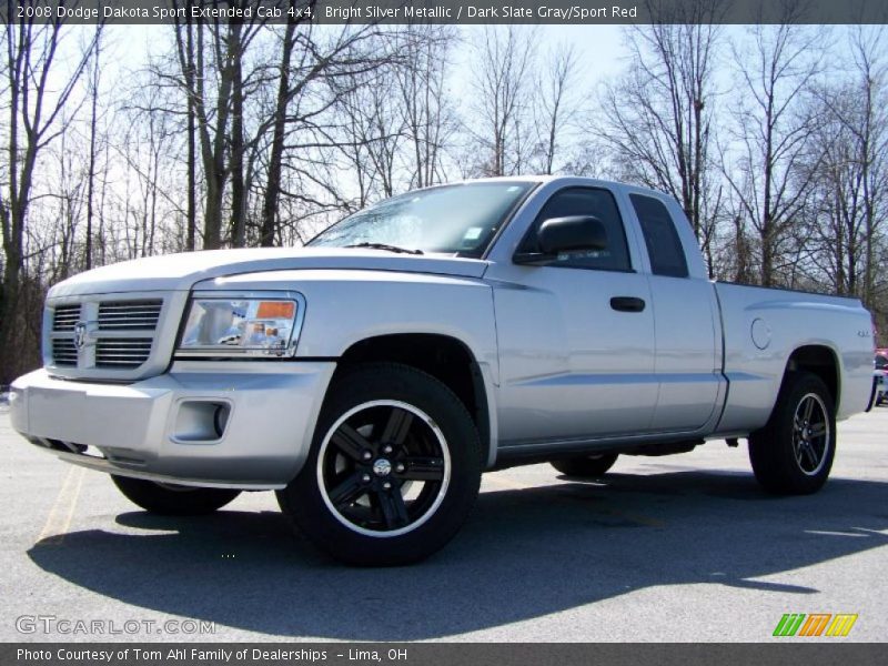 Bright Silver Metallic / Dark Slate Gray/Sport Red 2008 Dodge Dakota Sport Extended Cab 4x4