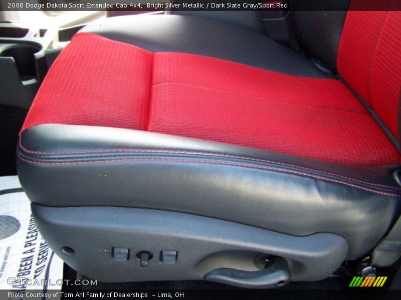 Bright Silver Metallic / Dark Slate Gray/Sport Red 2008 Dodge Dakota Sport Extended Cab 4x4