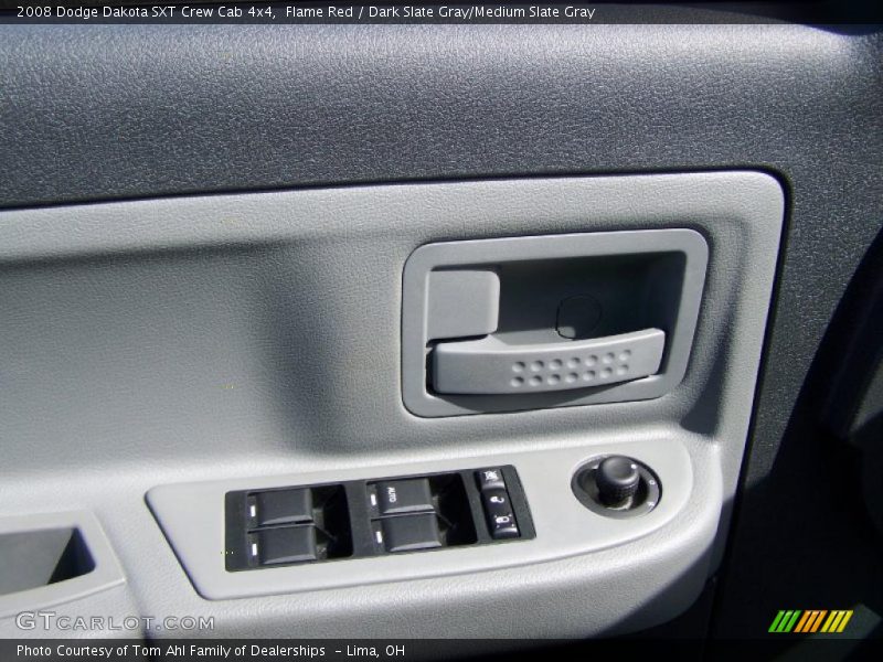 Flame Red / Dark Slate Gray/Medium Slate Gray 2008 Dodge Dakota SXT Crew Cab 4x4