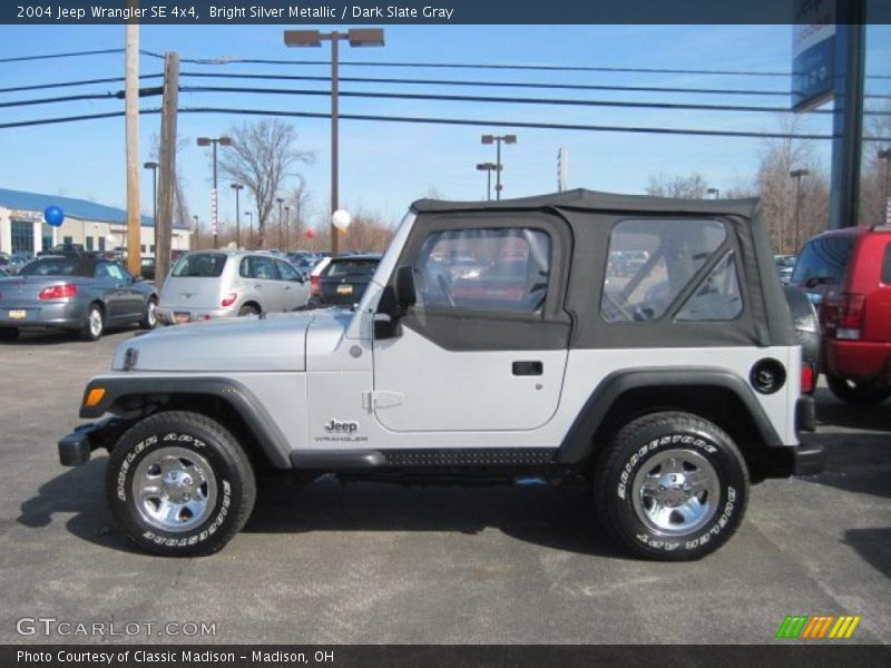 Bright Silver Metallic / Dark Slate Gray 2004 Jeep Wrangler SE 4x4