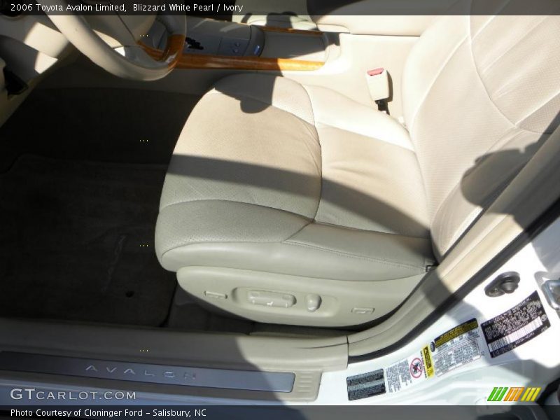 Blizzard White Pearl / Ivory 2006 Toyota Avalon Limited