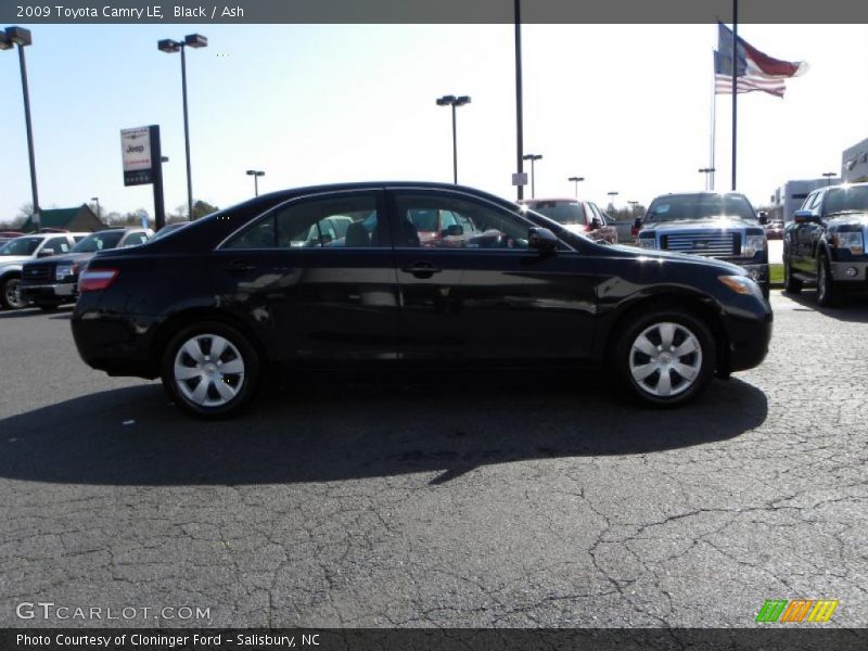 Black / Ash 2009 Toyota Camry LE
