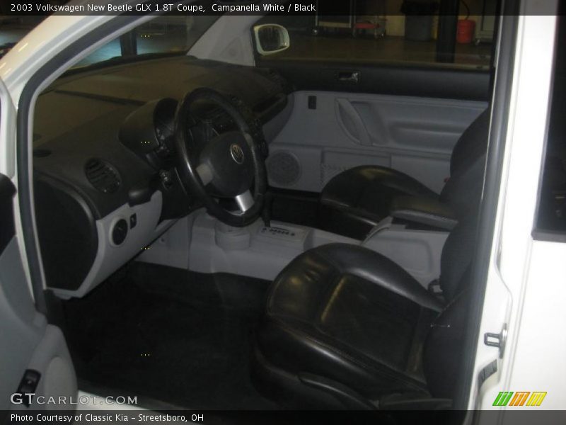 Campanella White / Black 2003 Volkswagen New Beetle GLX 1.8T Coupe