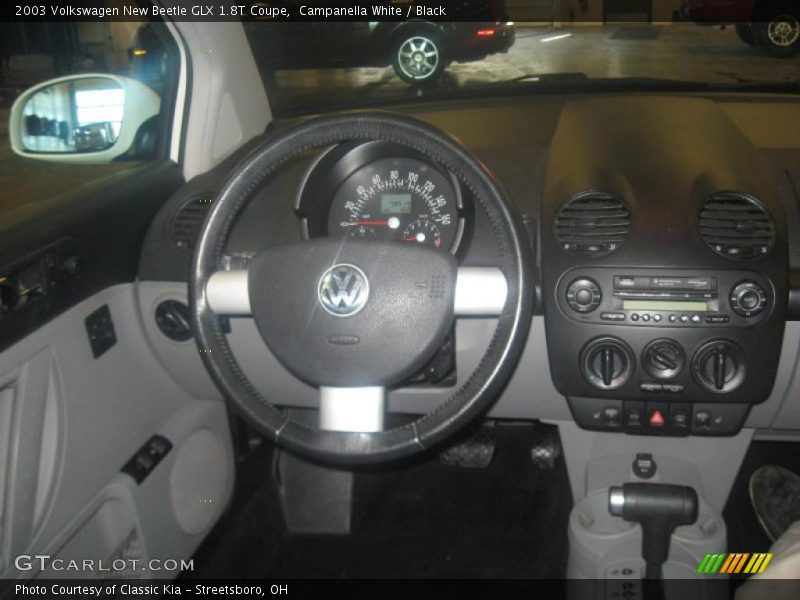 Campanella White / Black 2003 Volkswagen New Beetle GLX 1.8T Coupe