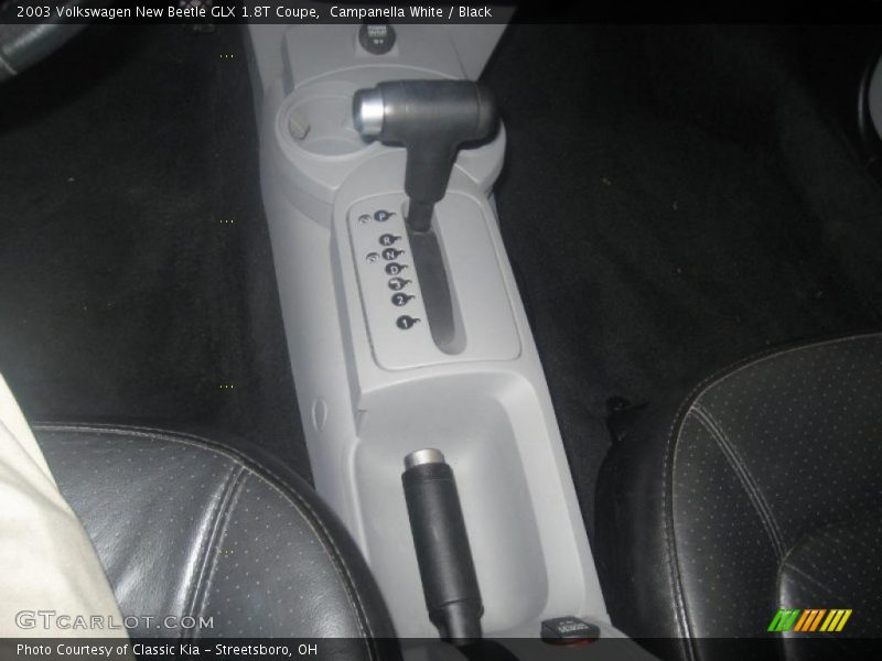 Campanella White / Black 2003 Volkswagen New Beetle GLX 1.8T Coupe