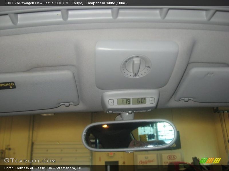 Campanella White / Black 2003 Volkswagen New Beetle GLX 1.8T Coupe