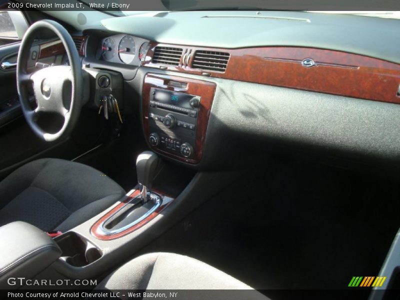 White / Ebony 2009 Chevrolet Impala LT