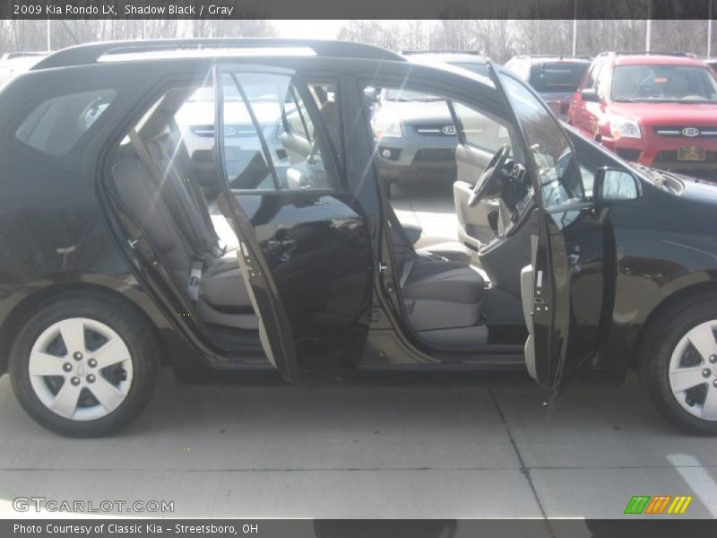 Shadow Black / Gray 2009 Kia Rondo LX