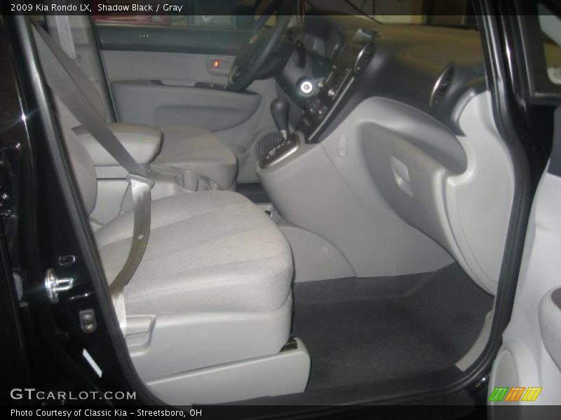Shadow Black / Gray 2009 Kia Rondo LX