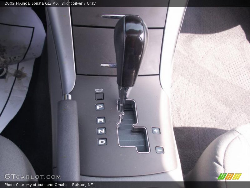 Bright Silver / Gray 2009 Hyundai Sonata GLS V6