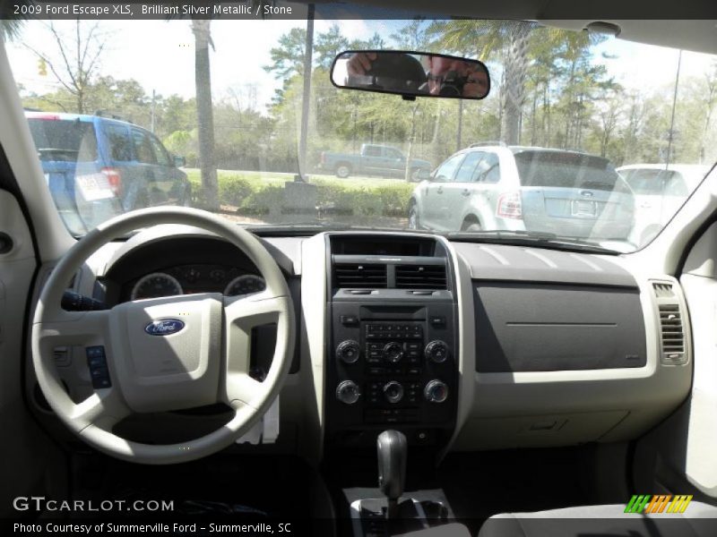 Brilliant Silver Metallic / Stone 2009 Ford Escape XLS