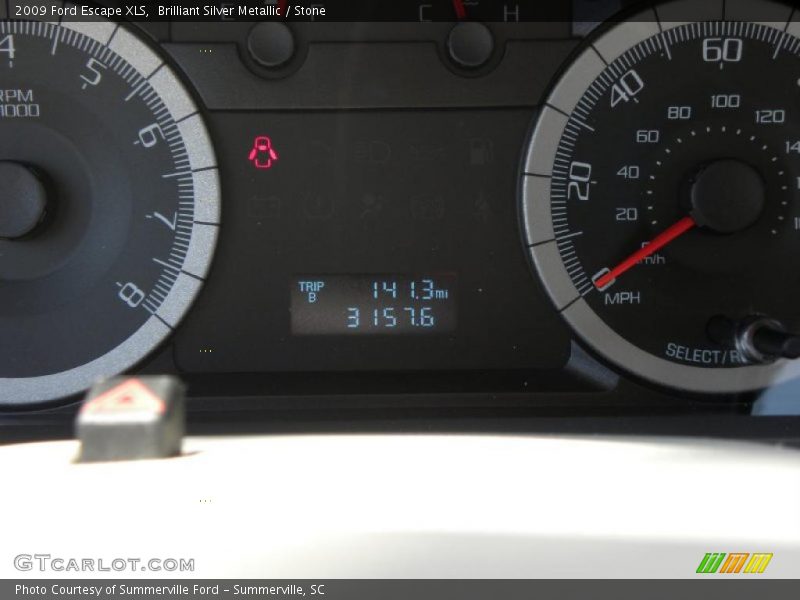 Brilliant Silver Metallic / Stone 2009 Ford Escape XLS