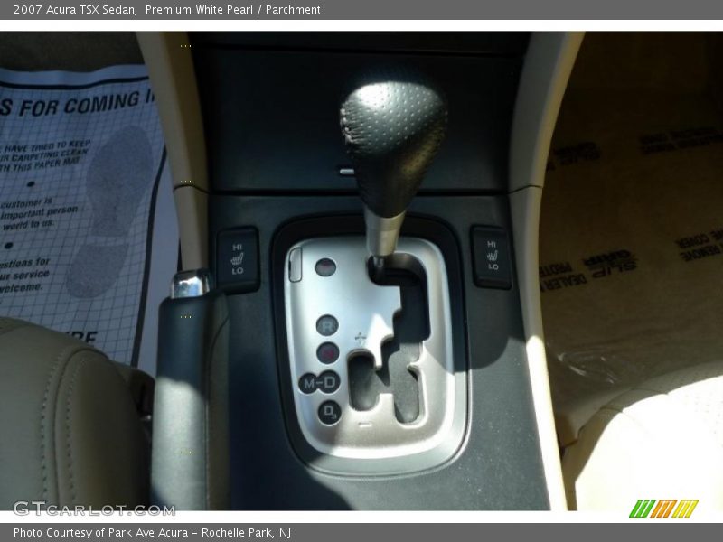 Premium White Pearl / Parchment 2007 Acura TSX Sedan