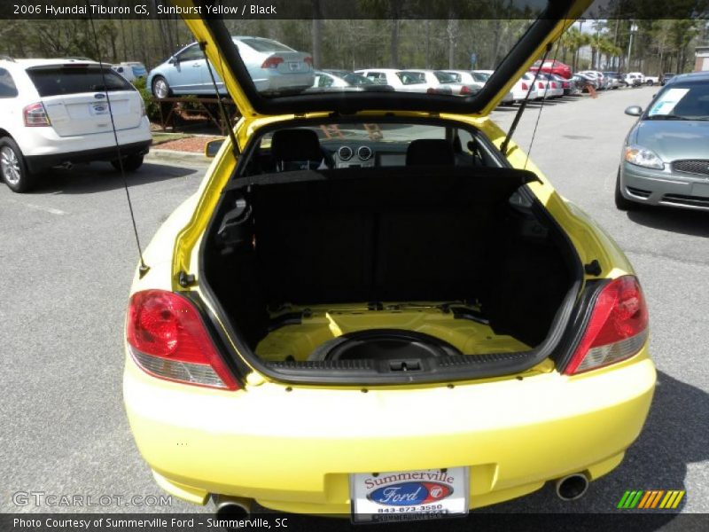 Sunburst Yellow / Black 2006 Hyundai Tiburon GS