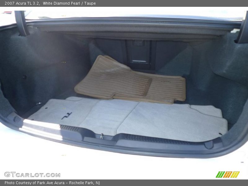 White Diamond Pearl / Taupe 2007 Acura TL 3.2