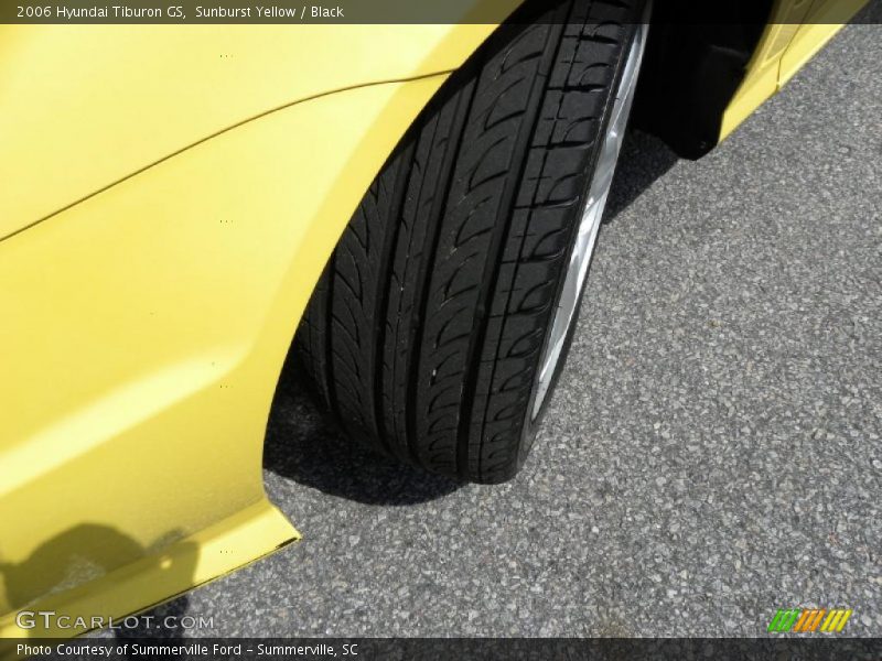 Sunburst Yellow / Black 2006 Hyundai Tiburon GS