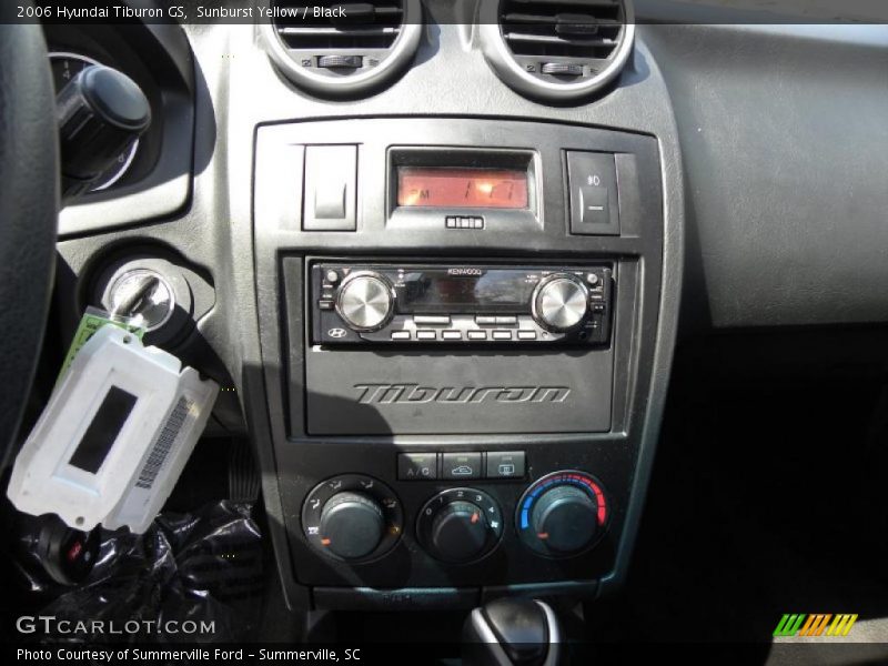 Sunburst Yellow / Black 2006 Hyundai Tiburon GS