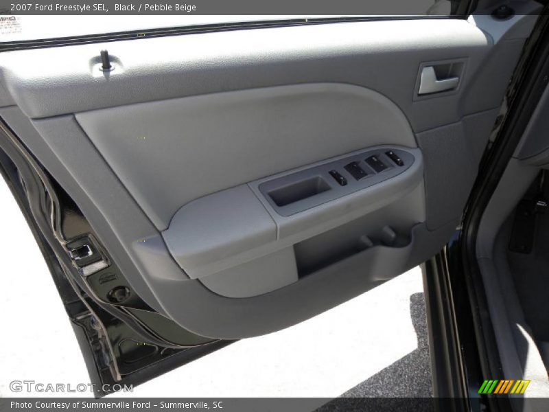 Black / Pebble Beige 2007 Ford Freestyle SEL