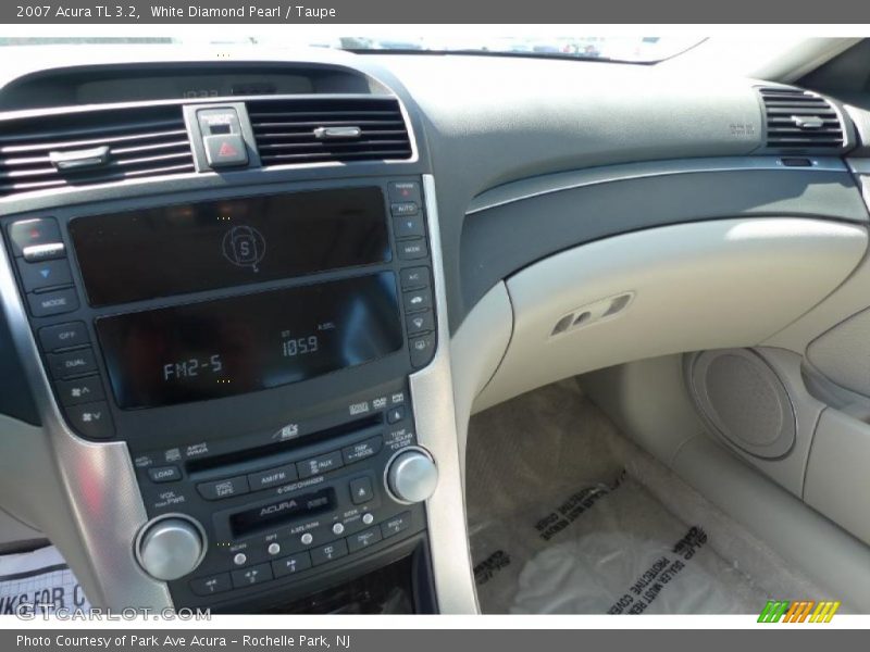 White Diamond Pearl / Taupe 2007 Acura TL 3.2