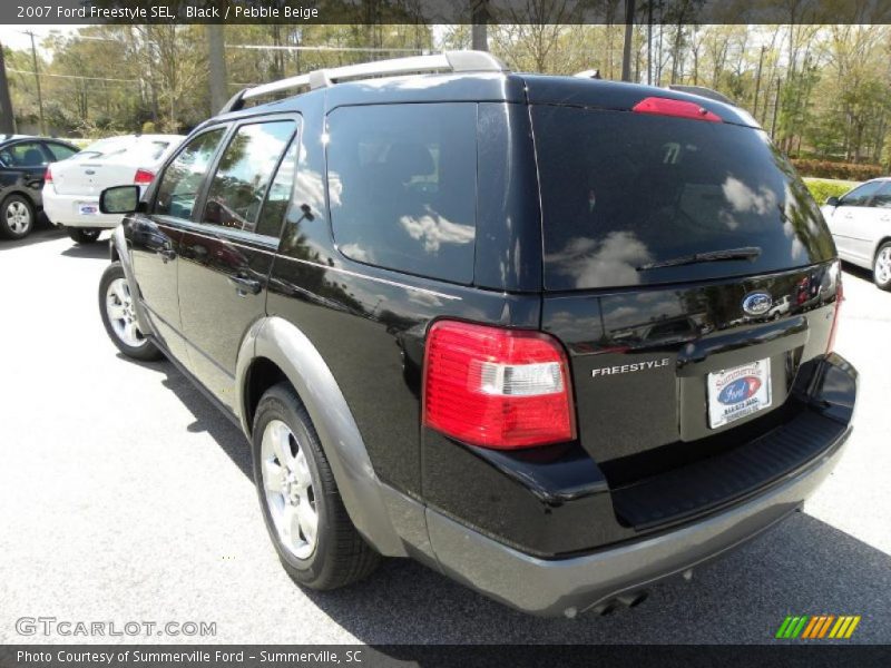 Black / Pebble Beige 2007 Ford Freestyle SEL