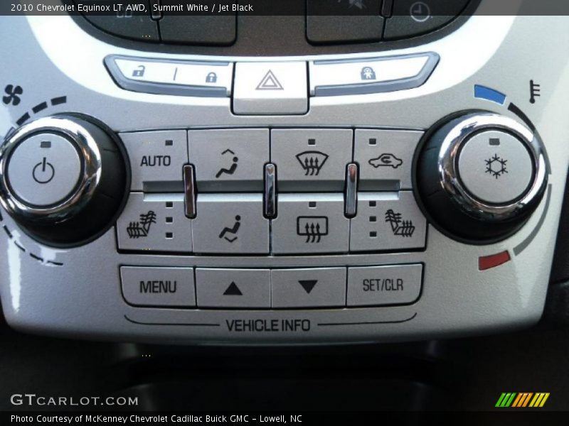 Summit White / Jet Black 2010 Chevrolet Equinox LT AWD