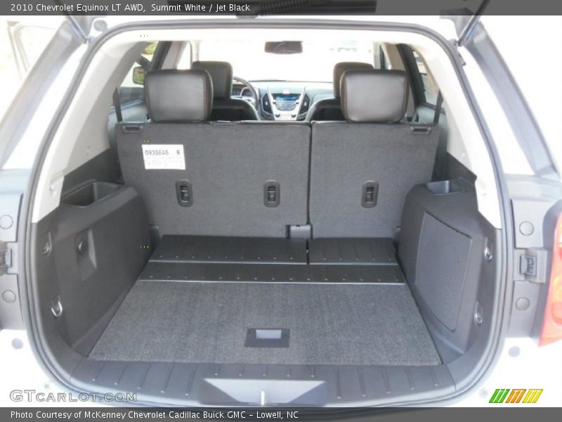 Summit White / Jet Black 2010 Chevrolet Equinox LT AWD