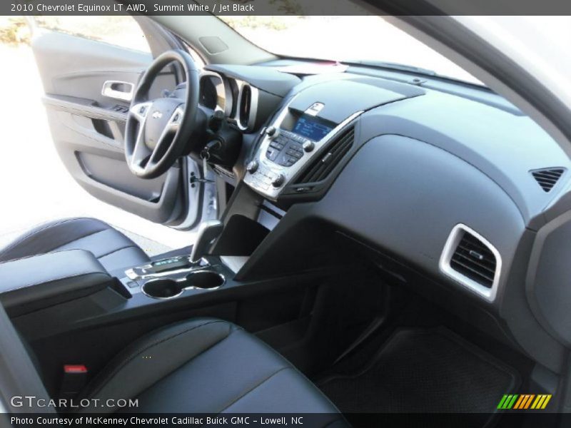 Summit White / Jet Black 2010 Chevrolet Equinox LT AWD