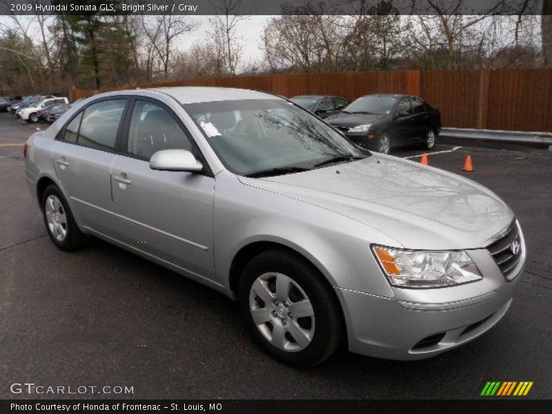 Bright Silver / Gray 2009 Hyundai Sonata GLS