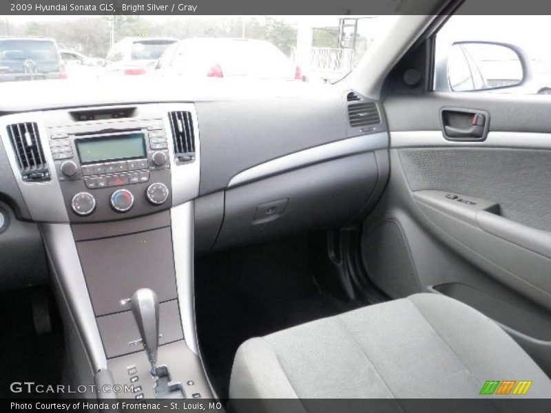 Bright Silver / Gray 2009 Hyundai Sonata GLS