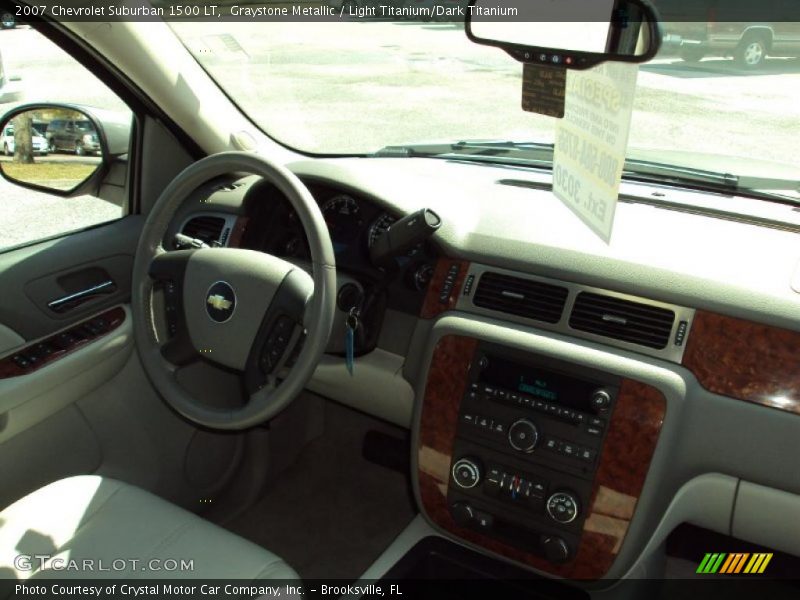 Graystone Metallic / Light Titanium/Dark Titanium 2007 Chevrolet Suburban 1500 LT