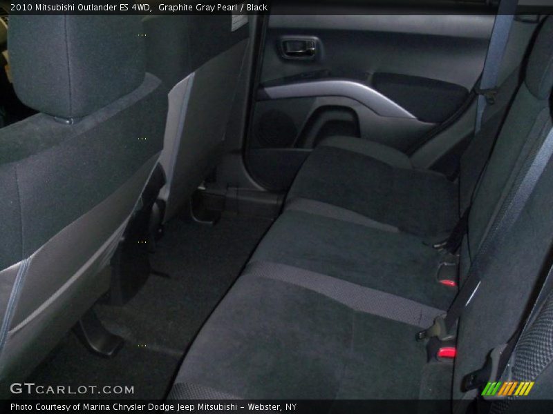 Graphite Gray Pearl / Black 2010 Mitsubishi Outlander ES 4WD