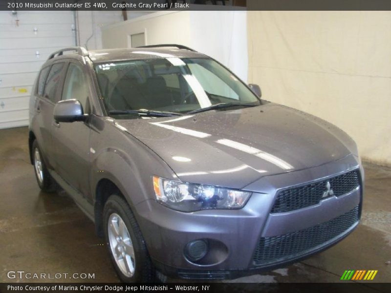 Graphite Gray Pearl / Black 2010 Mitsubishi Outlander ES 4WD