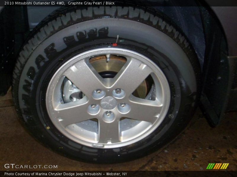 Graphite Gray Pearl / Black 2010 Mitsubishi Outlander ES 4WD