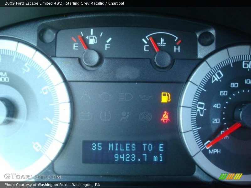 Sterling Grey Metallic / Charcoal 2009 Ford Escape Limited 4WD