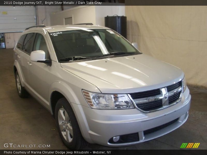 Bright Silver Metallic / Dark Slate Gray 2010 Dodge Journey SXT